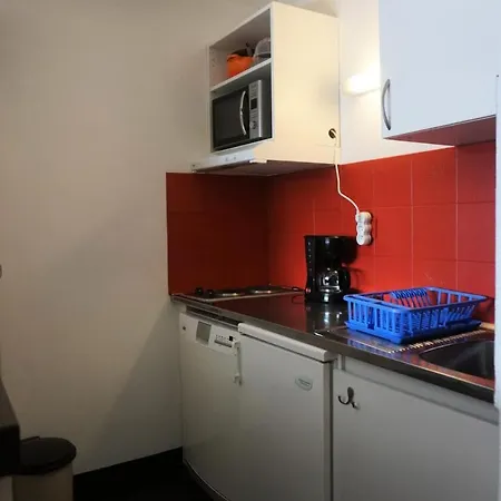 Apartment Sirac A - 4 Personnes Mae-2834 *